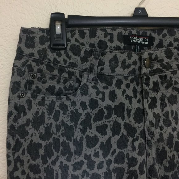 Forever 21 Skinny Ankle Jeans Animal Print NWT - Picture 4 of 12